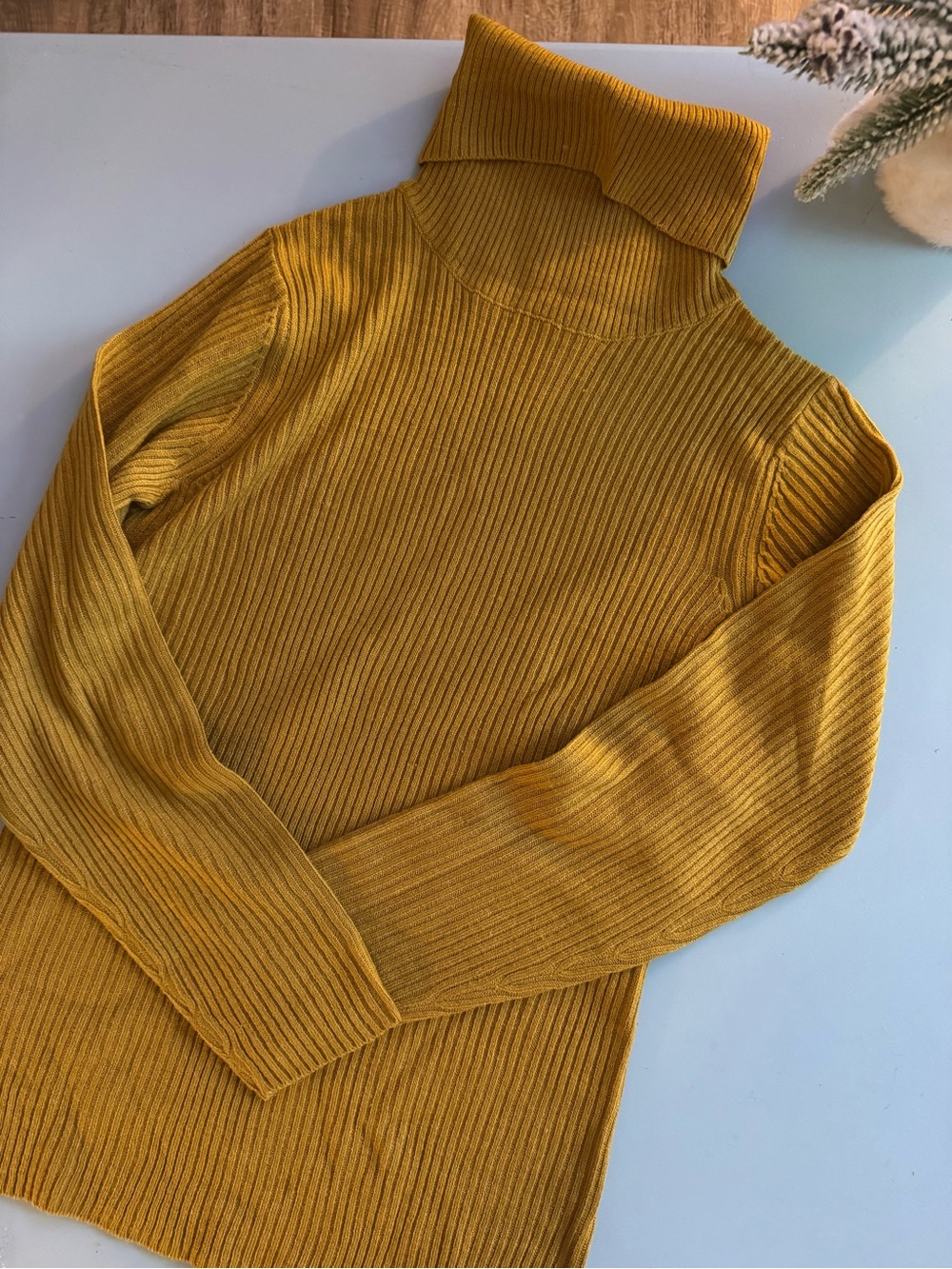 Zara Women’s Golden Mustard Ribbed Turtleneck Sweater Size S